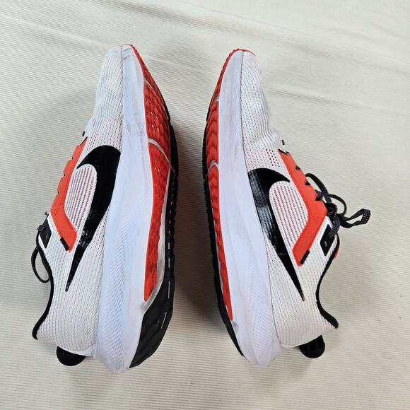 Nike Air Zoom Pegasus 40 \